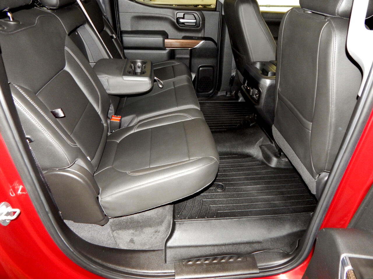 Chevrolet Silverado 1500 4WD Crew Cab 147" RST 2020 Chevrolet Silverado 1500 4WD Crew Cab 147" RST 2020