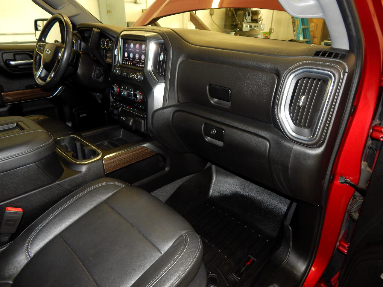 Chevrolet Silverado 1500 4WD Crew Cab 147" RST 2020 Chevrolet Silverado 1500 4WD Crew Cab 147" RST 2020