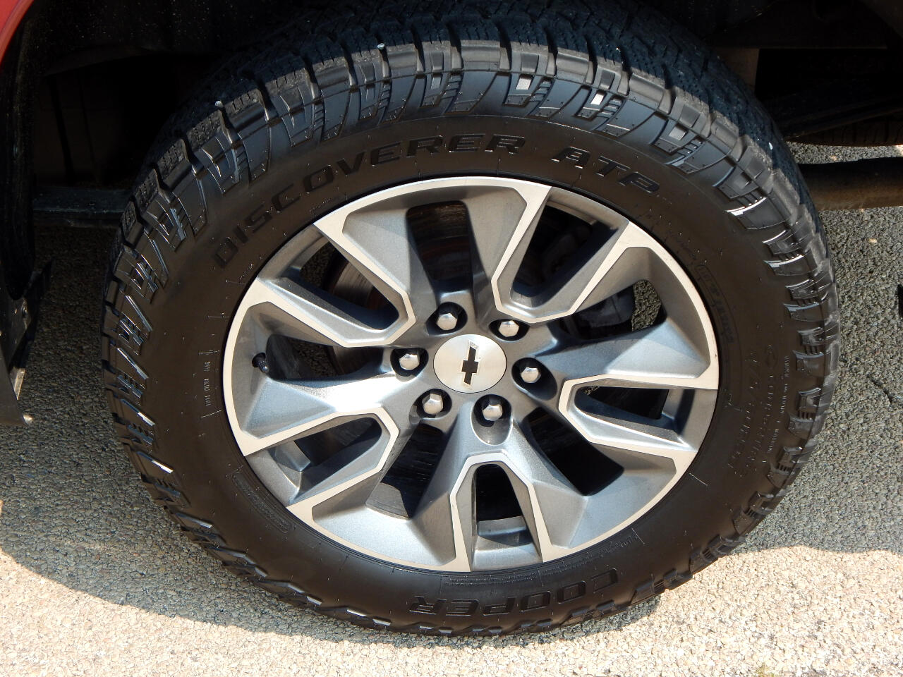 Chevrolet Silverado 1500 4WD Crew Cab 147" RST 2020 Chevrolet Silverado 1500 4WD Crew Cab 147" RST 2020