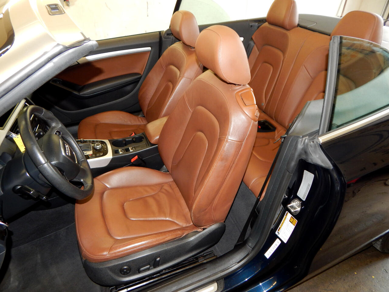 Audi A5 2dr Cabriolet Auto quattro 2.0T Premium Plus 2011 Audi A5 2dr Cabriolet Auto quattro 2.0T Premium Plus 2011