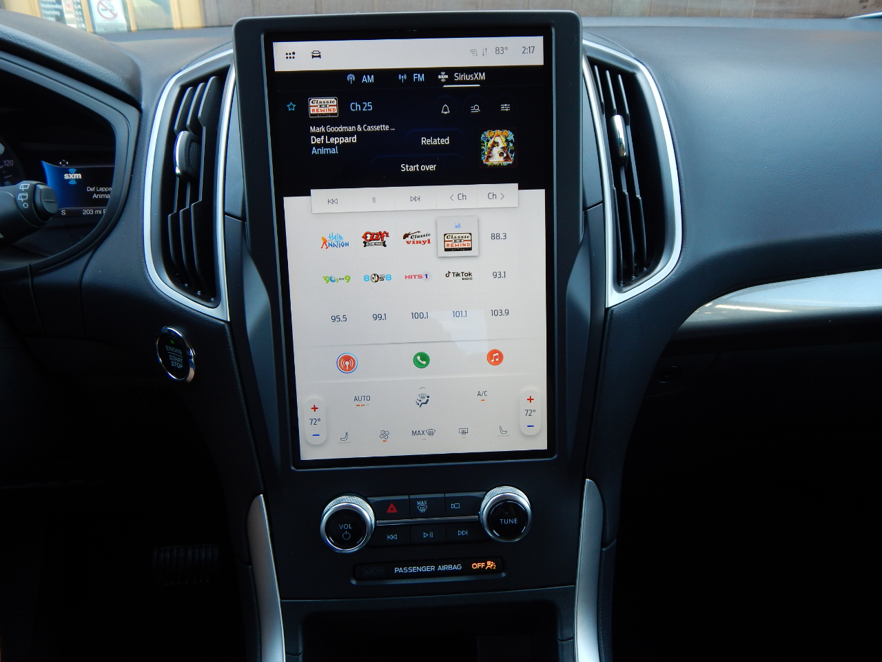 2024 Ford Edge SEL photo 9