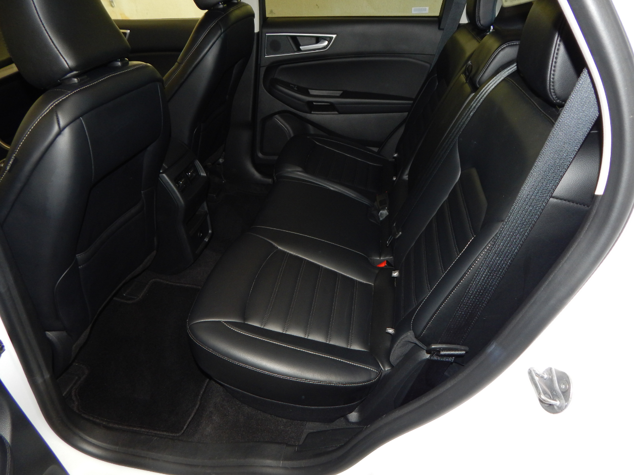 2024 Ford Edge SEL photo 21