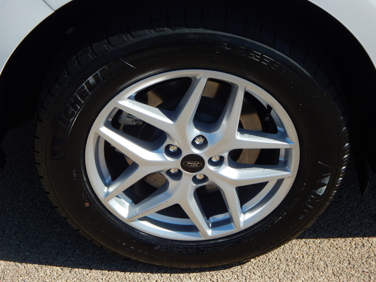 2024 Ford Edge SEL photo 26