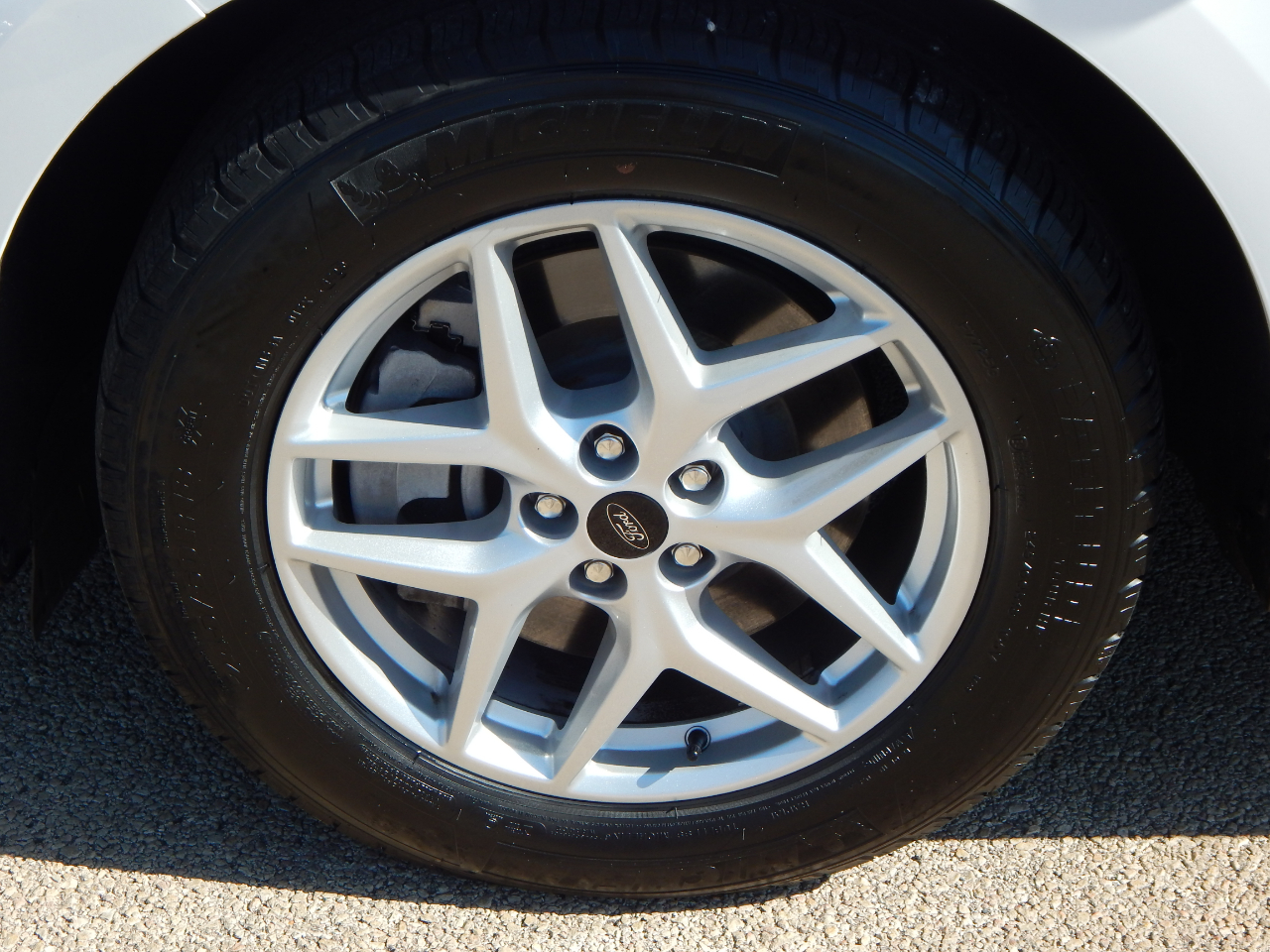 2024 Ford Edge SEL photo 29