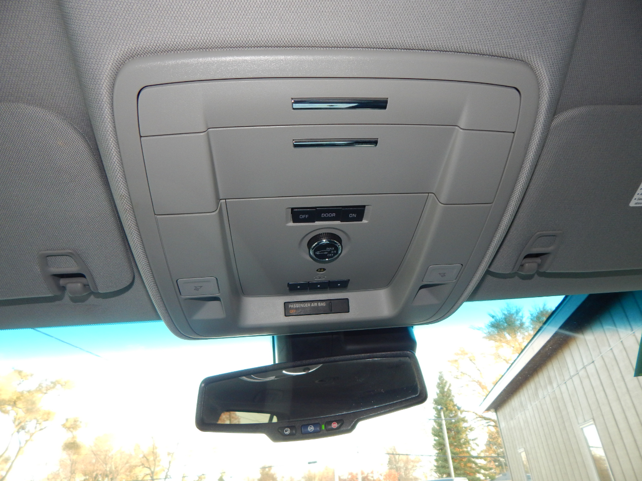 Chevrolet Tahoe 4WD 4dr LT 2020