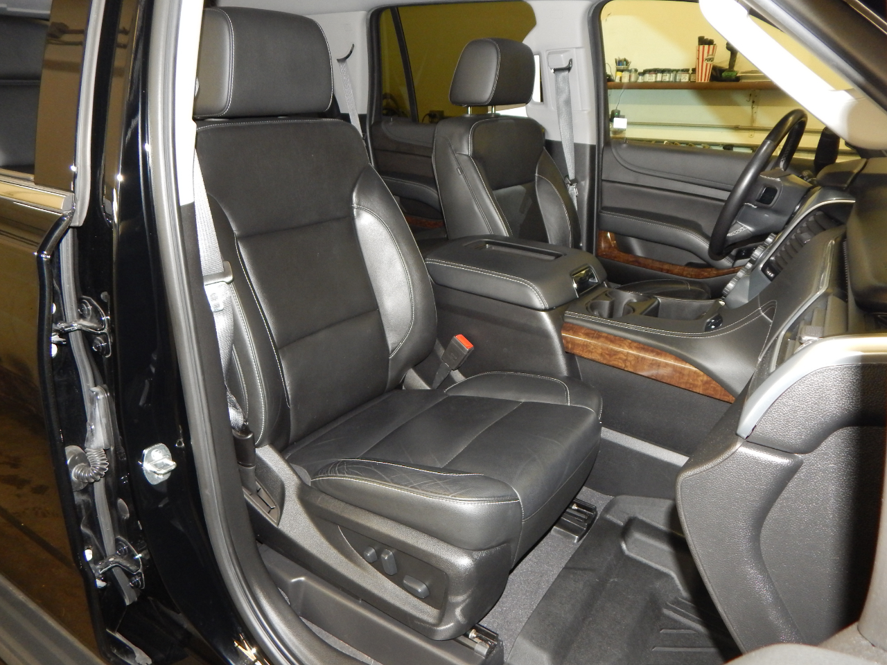 Chevrolet Tahoe 4WD 4dr LT 2020