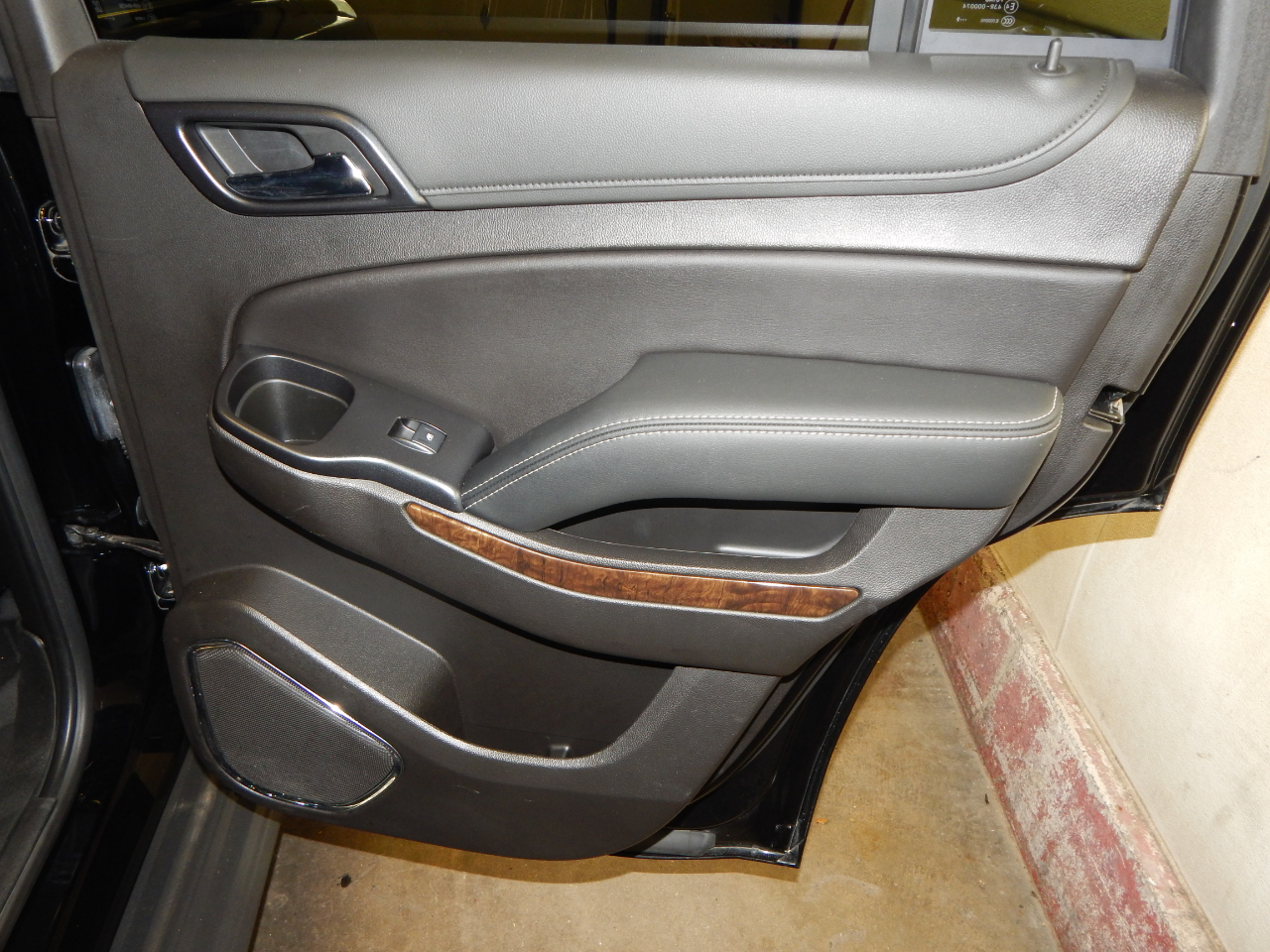 Chevrolet Tahoe 4WD 4dr LT 2020