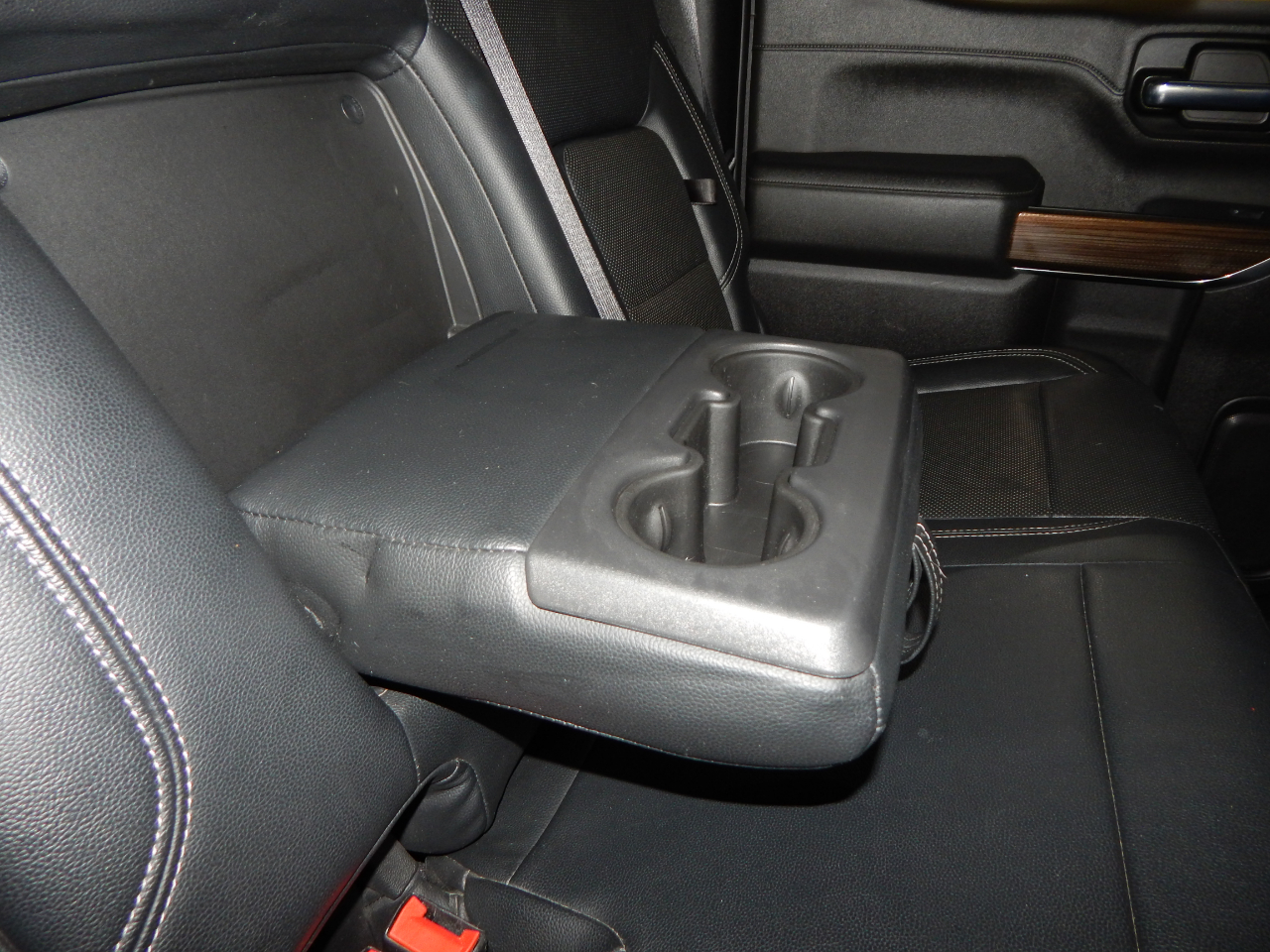 Chevrolet Silverado 1500 4WD Crew Cab 147" RST 2020