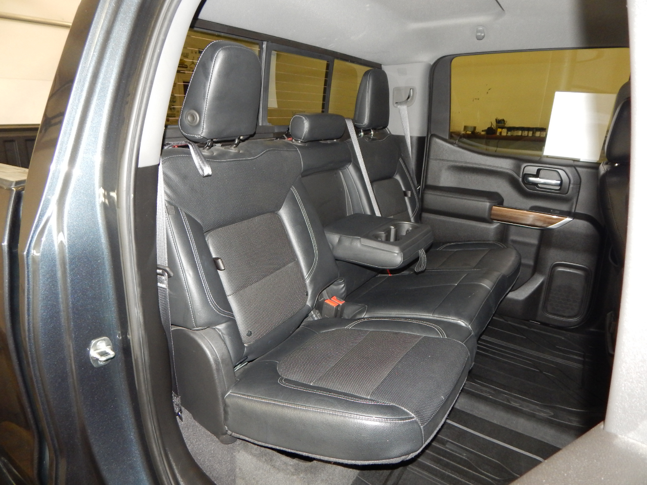 Chevrolet Silverado 1500 4WD Crew Cab 147" RST 2020