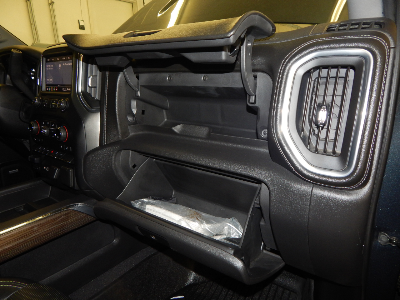 Chevrolet Silverado 1500 4WD Crew Cab 147" RST 2020