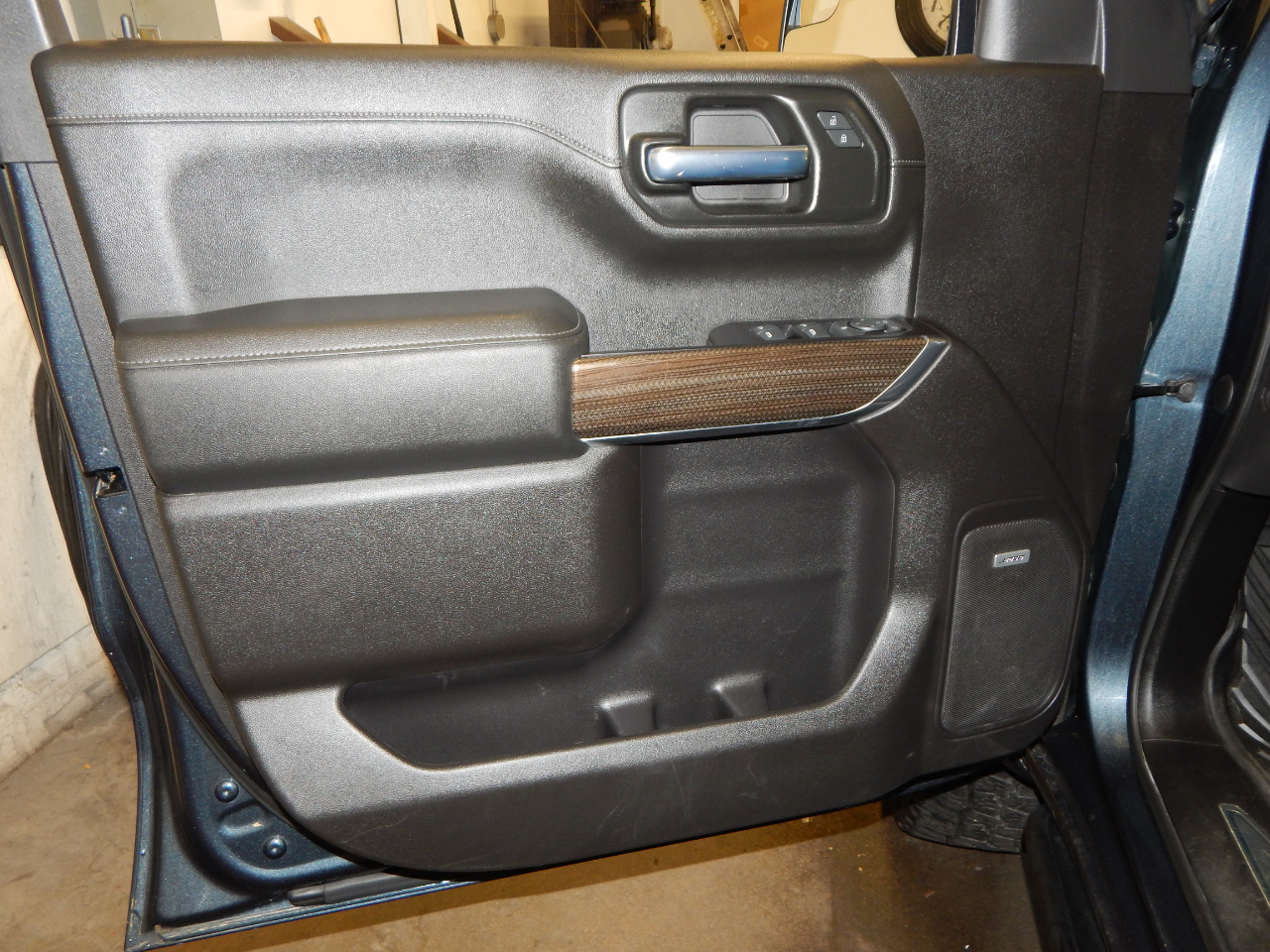 Chevrolet Silverado 1500 4WD Crew Cab 147" RST 2020