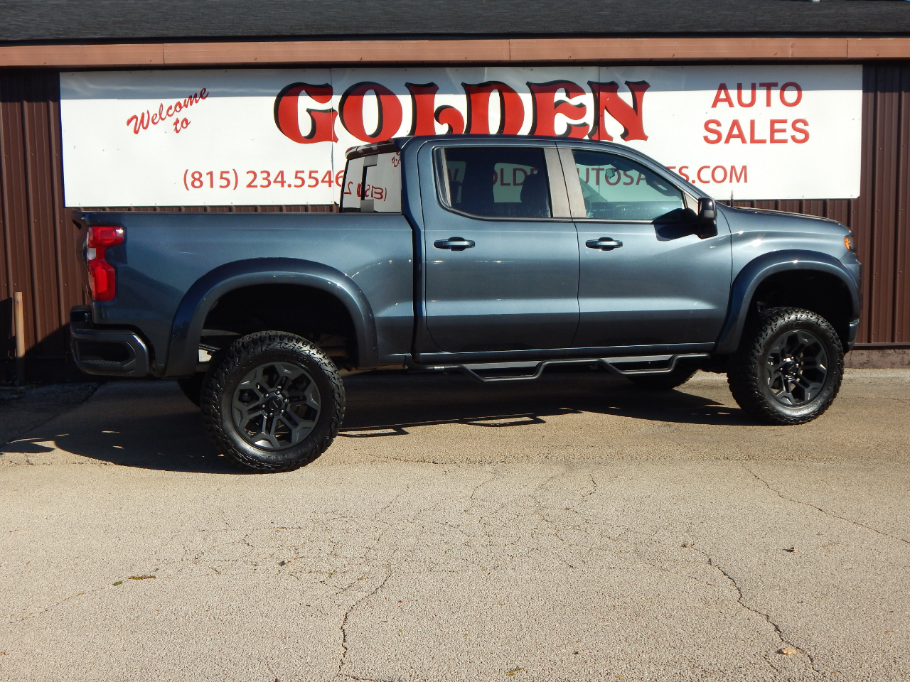 Chevrolet Silverado 1500 4WD Crew Cab 147" RST 2020