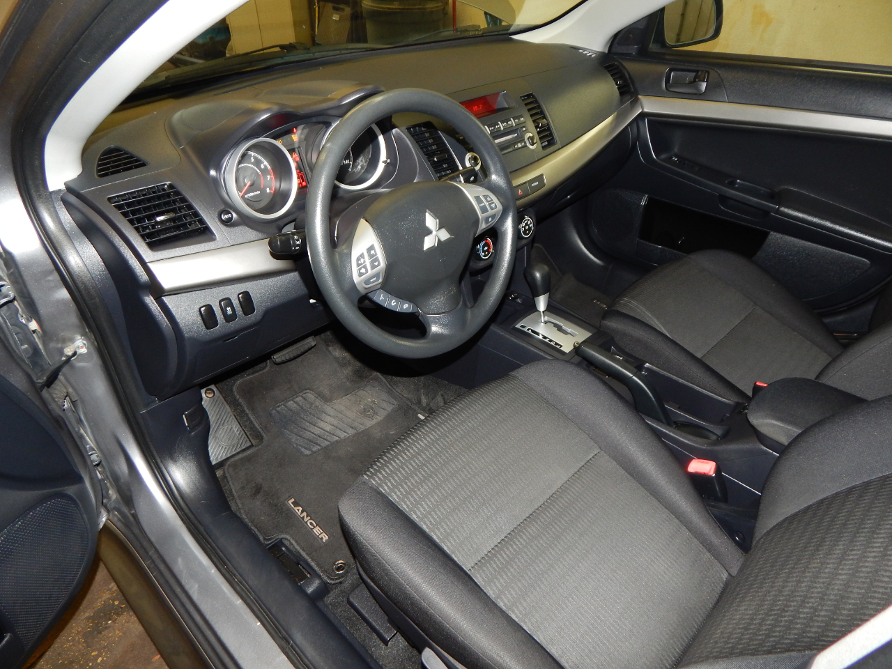 Mitsubishi Lancer 4dr Sdn CVT SE AWD 2012