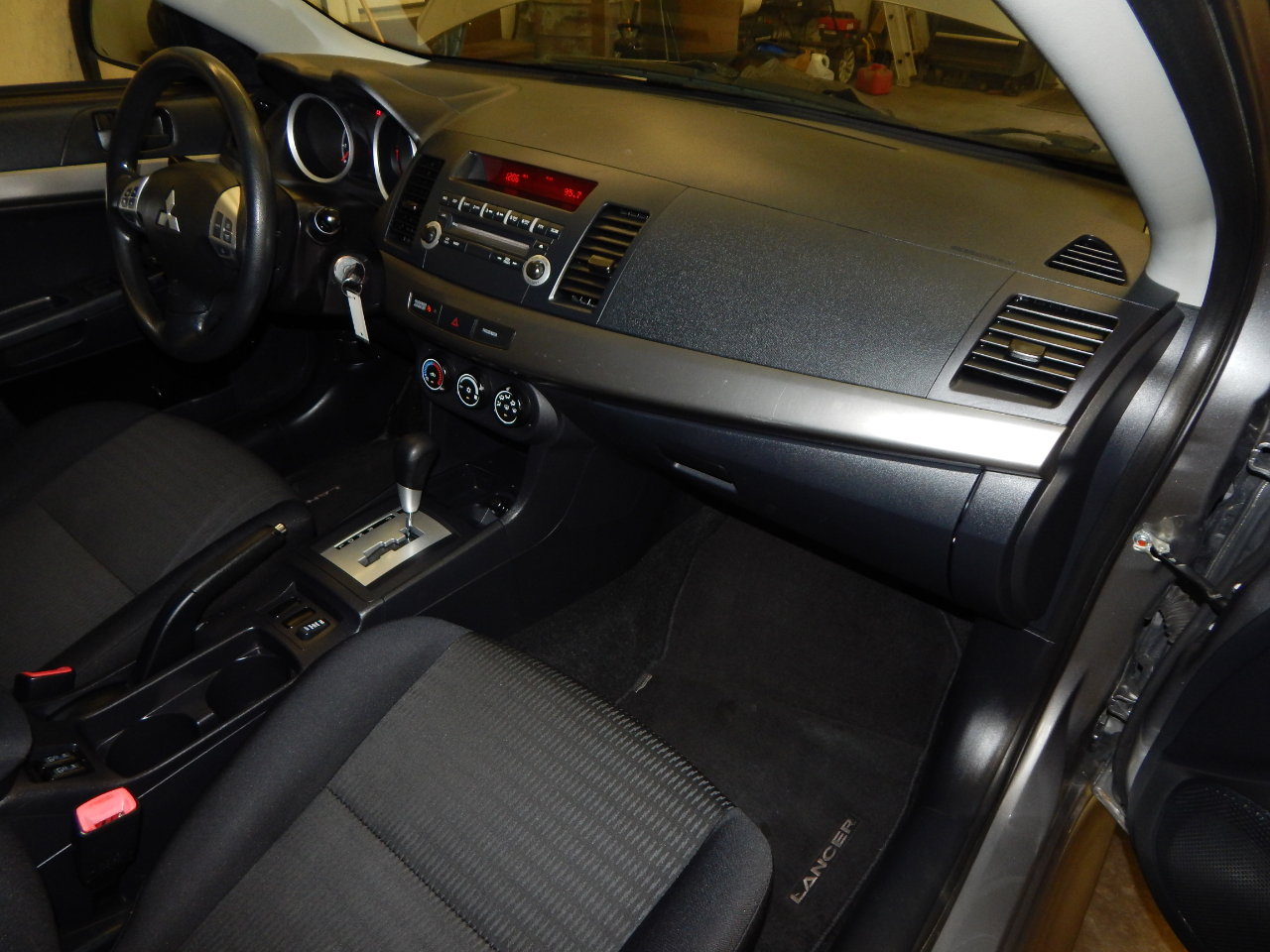 Mitsubishi Lancer 4dr Sdn CVT SE AWD 2012