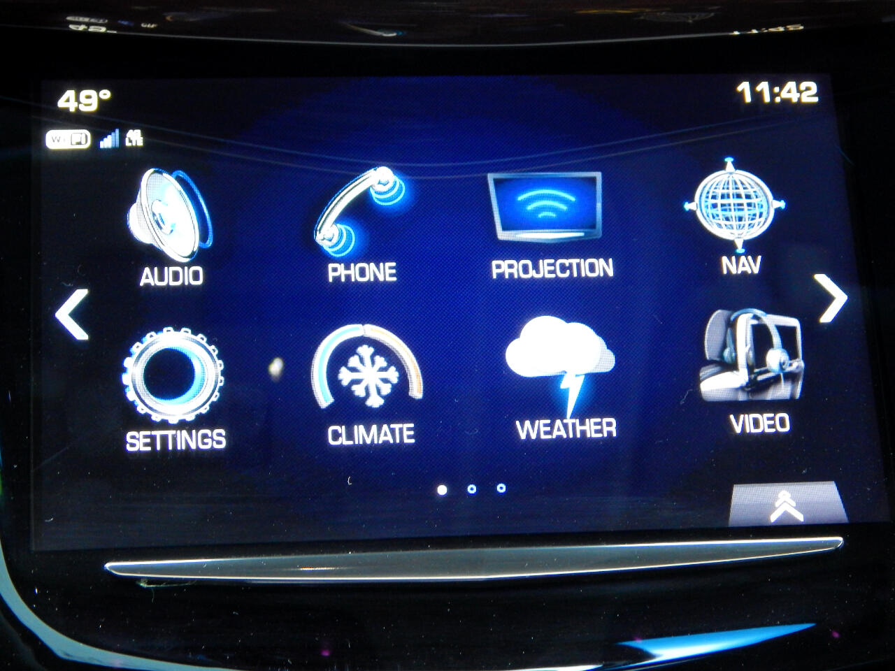 Cadillac Escalade ESV 4WD 4dr Luxury 2018