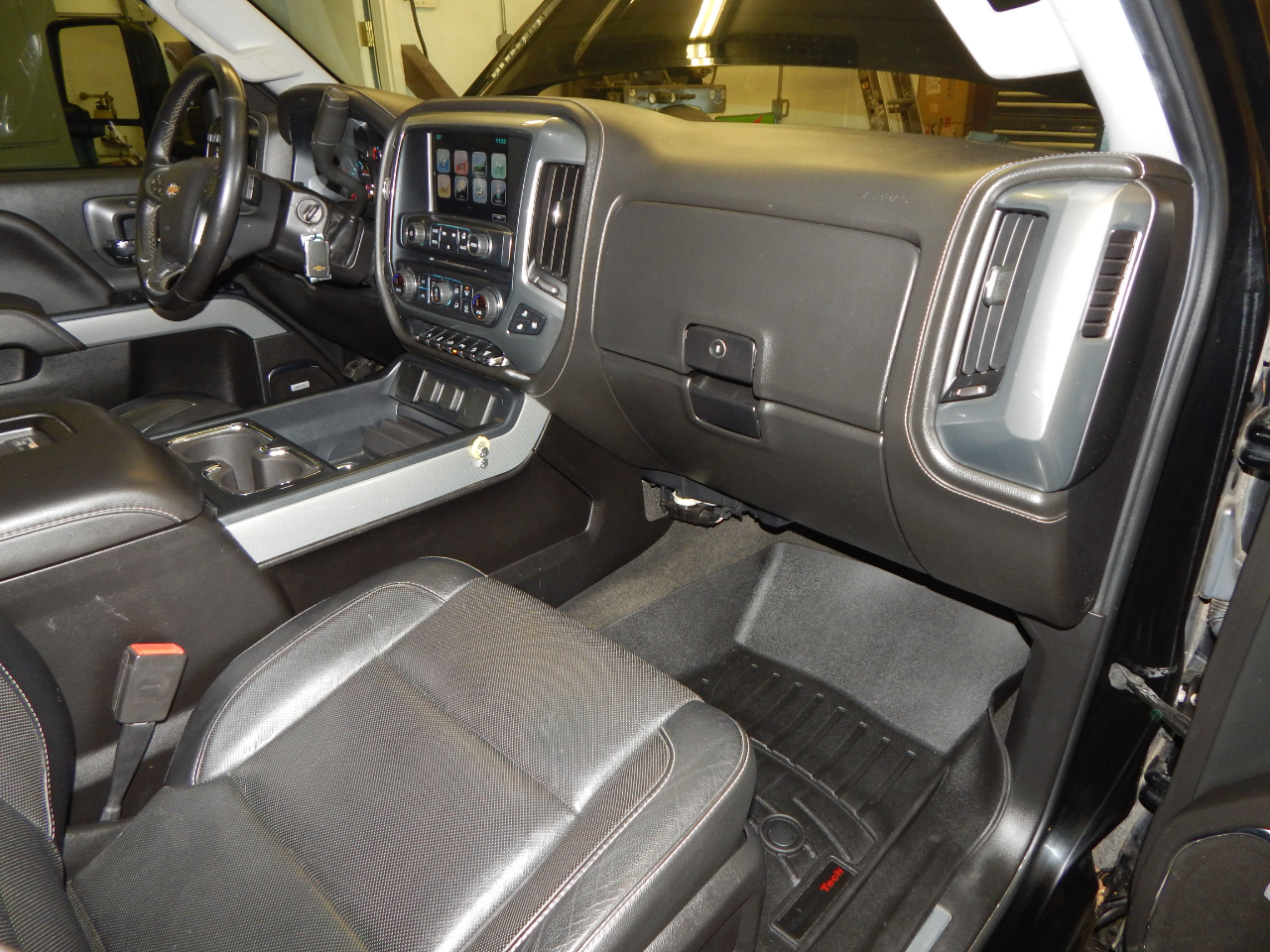 Chevrolet Silverado 2500HD 4WD Crew Cab 167" LTZ 2017