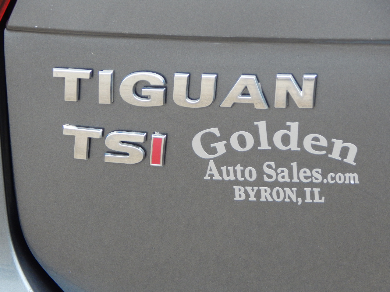 Volkswagen Tiguan 2.0T SE FWD 2018