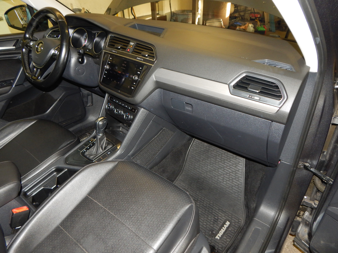 Volkswagen Tiguan 2.0T SE FWD 2018