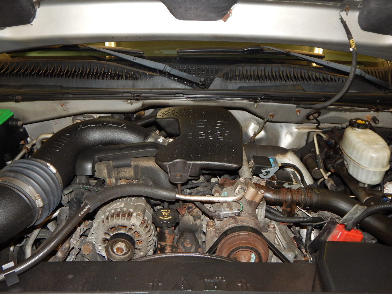 Chevrolet Silverado 2500HD Crew Cab 153" WB 4WD LT 2005