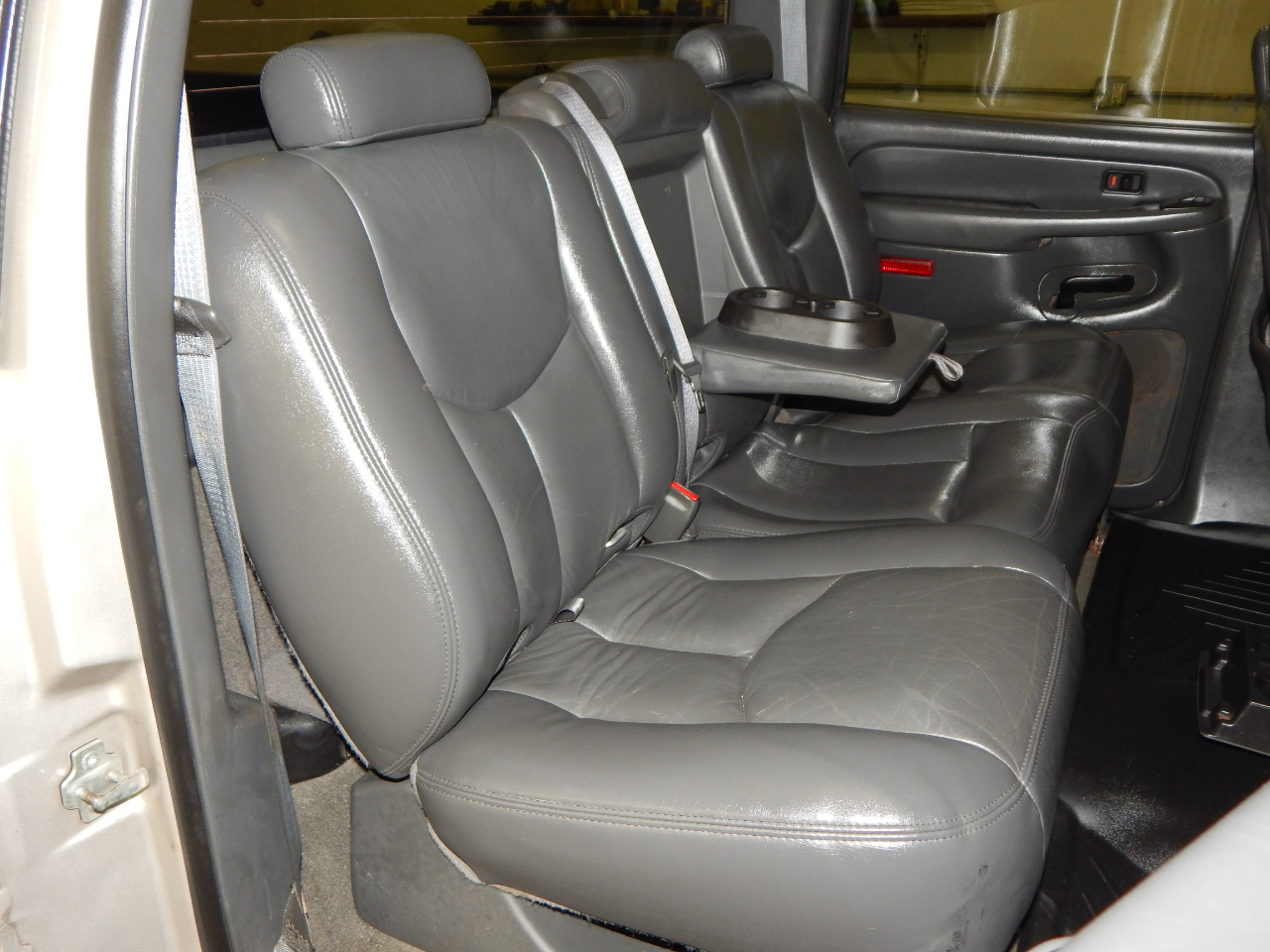 Chevrolet Silverado 2500HD Crew Cab 153" WB 4WD LT 2005