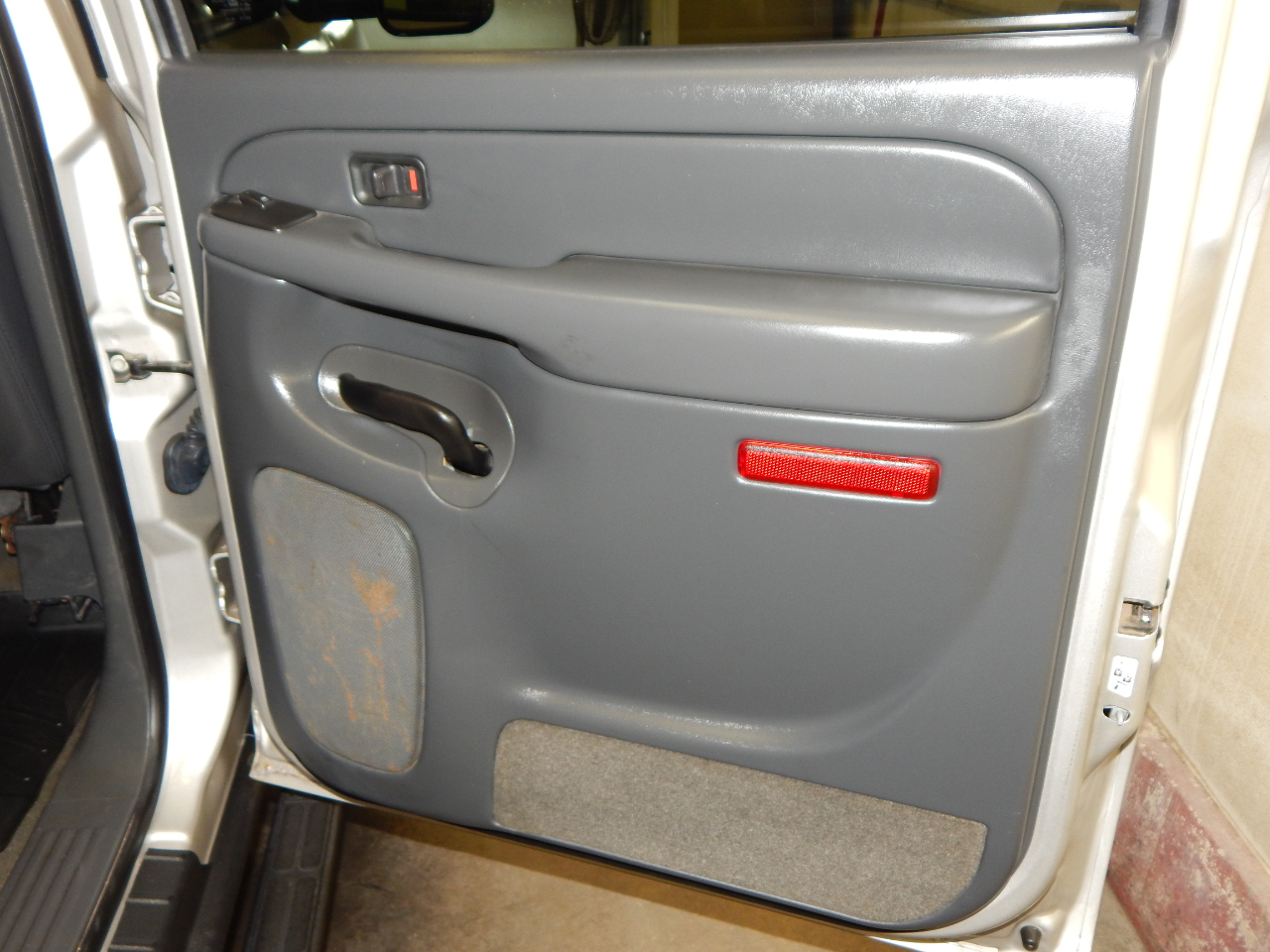 Chevrolet Silverado 2500HD Crew Cab 153" WB 4WD LT 2005