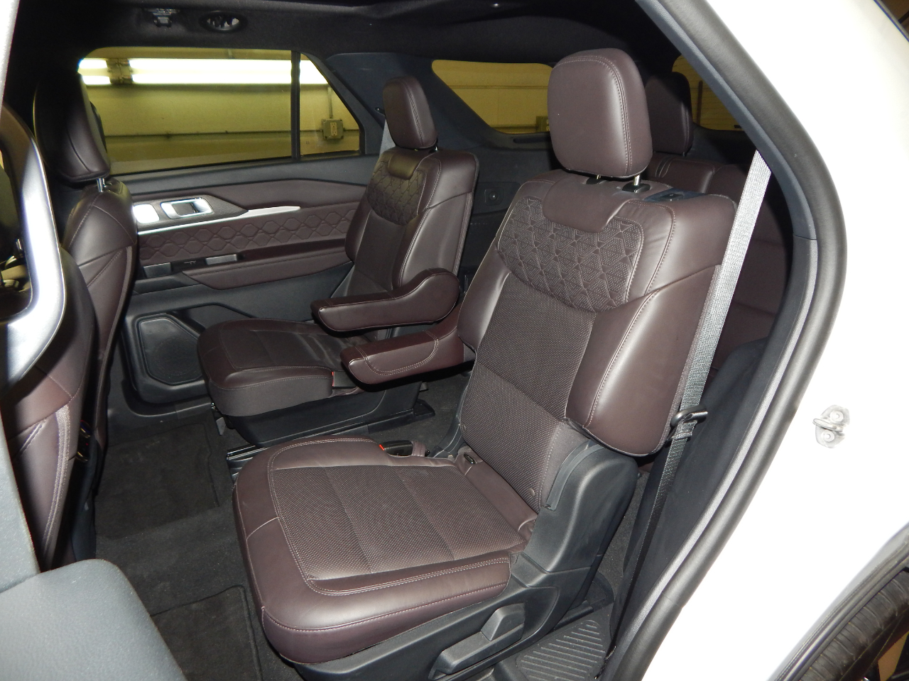 Ford Explorer Platinum 4WD 2025