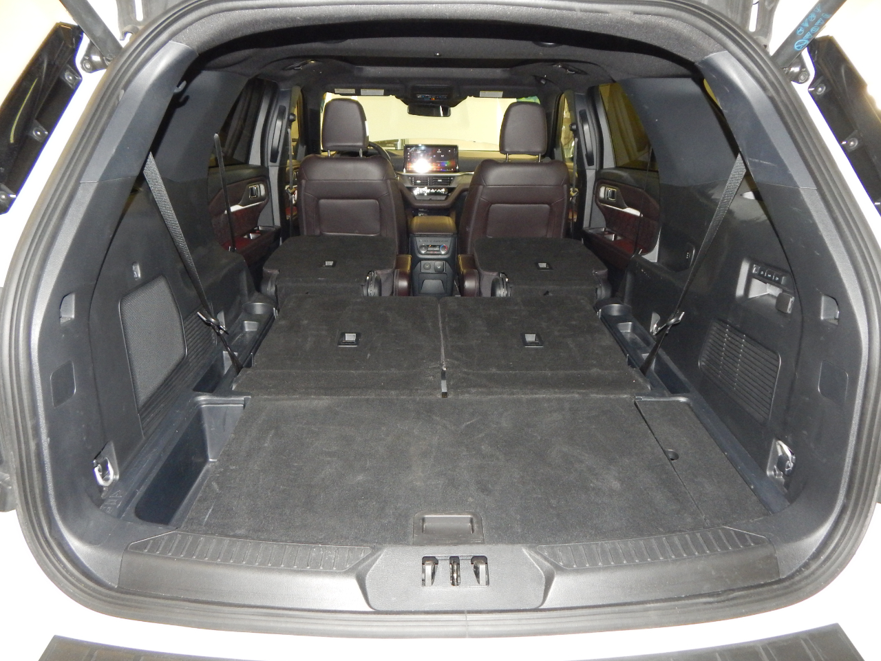 Ford Explorer Platinum 4WD 2025