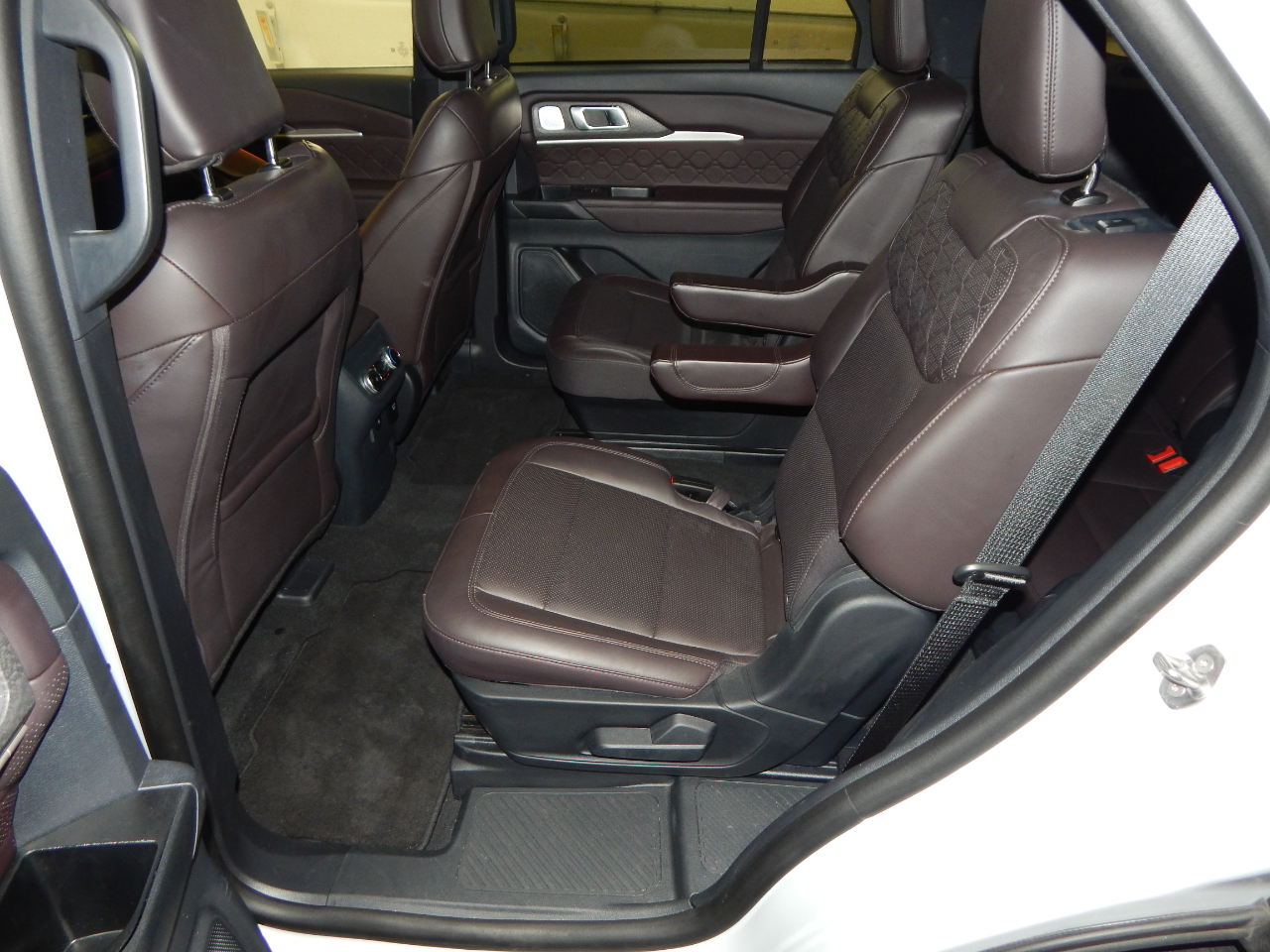 Ford Explorer Platinum 4WD 2025