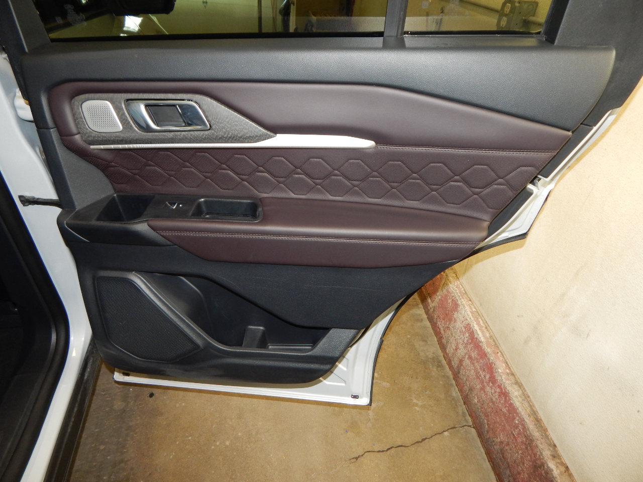 Ford Explorer Platinum 4WD 2025