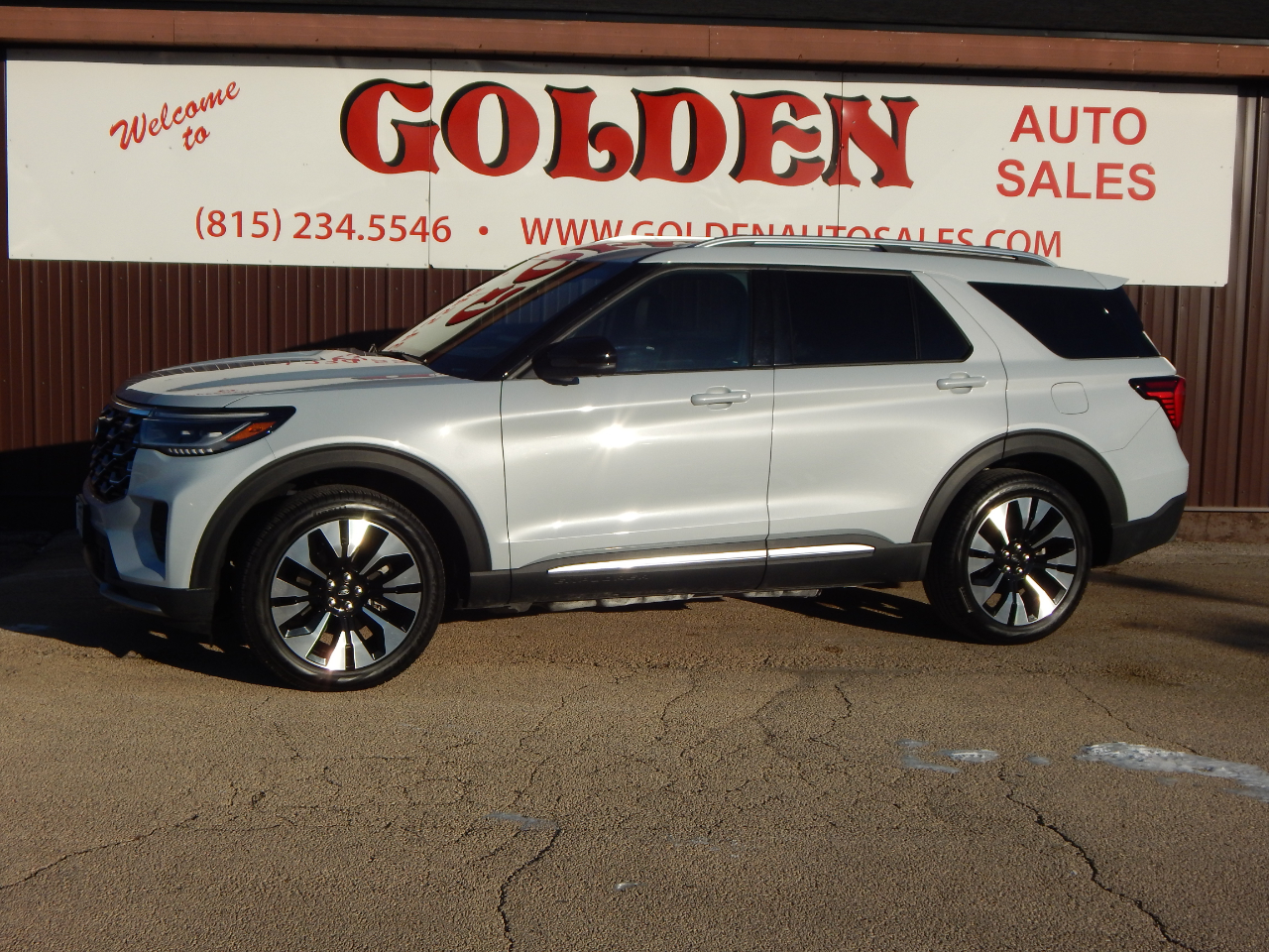 Ford Explorer Platinum 4WD 2025