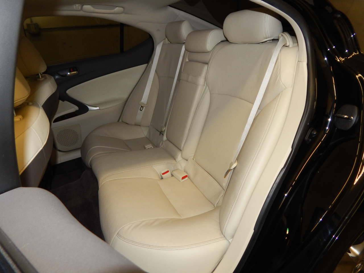 Lexus IS 250 4dr Sport Sdn Auto RWD 2013