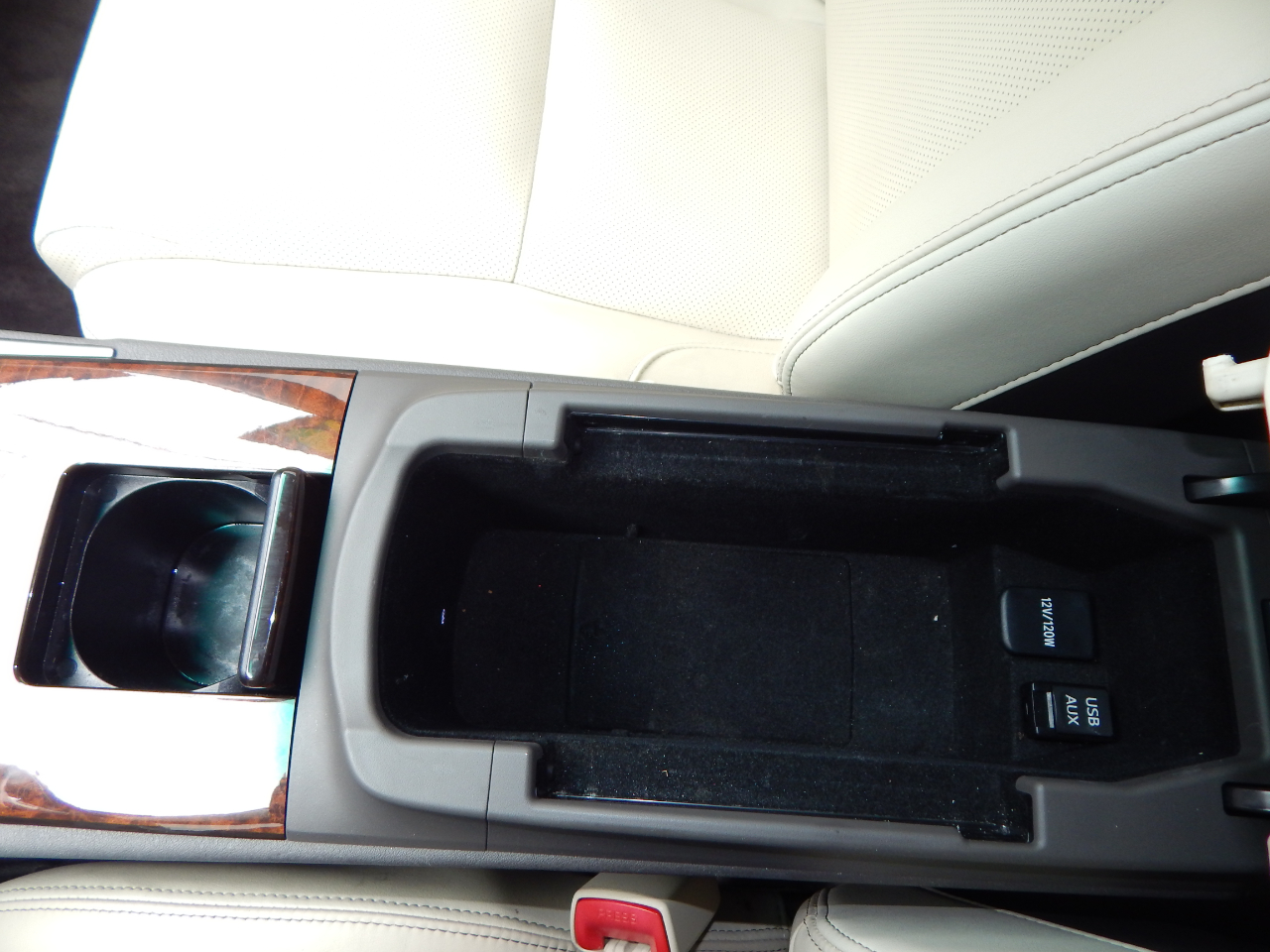 Lexus IS 250 4dr Sport Sdn Auto RWD 2013