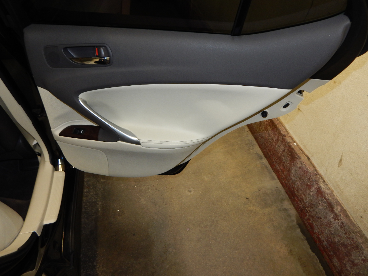 Lexus IS 250 4dr Sport Sdn Auto RWD 2013