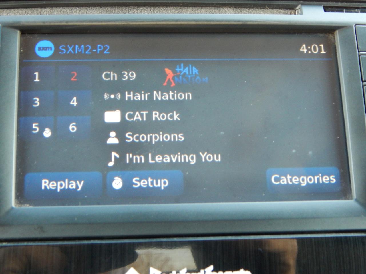 Nissan Titan 4WD Crew Cab SWB SV 2015