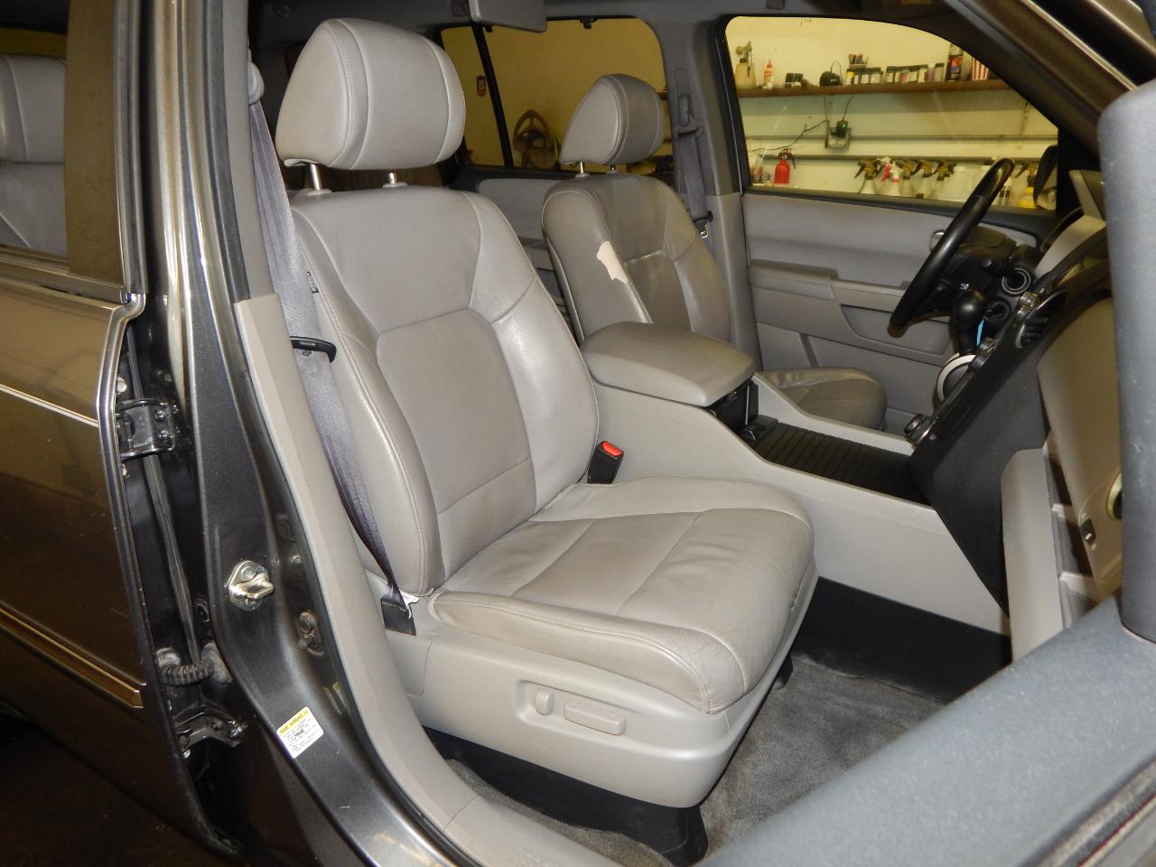 Honda Pilot 2WD 4dr Touring w/RES & Navi 2013