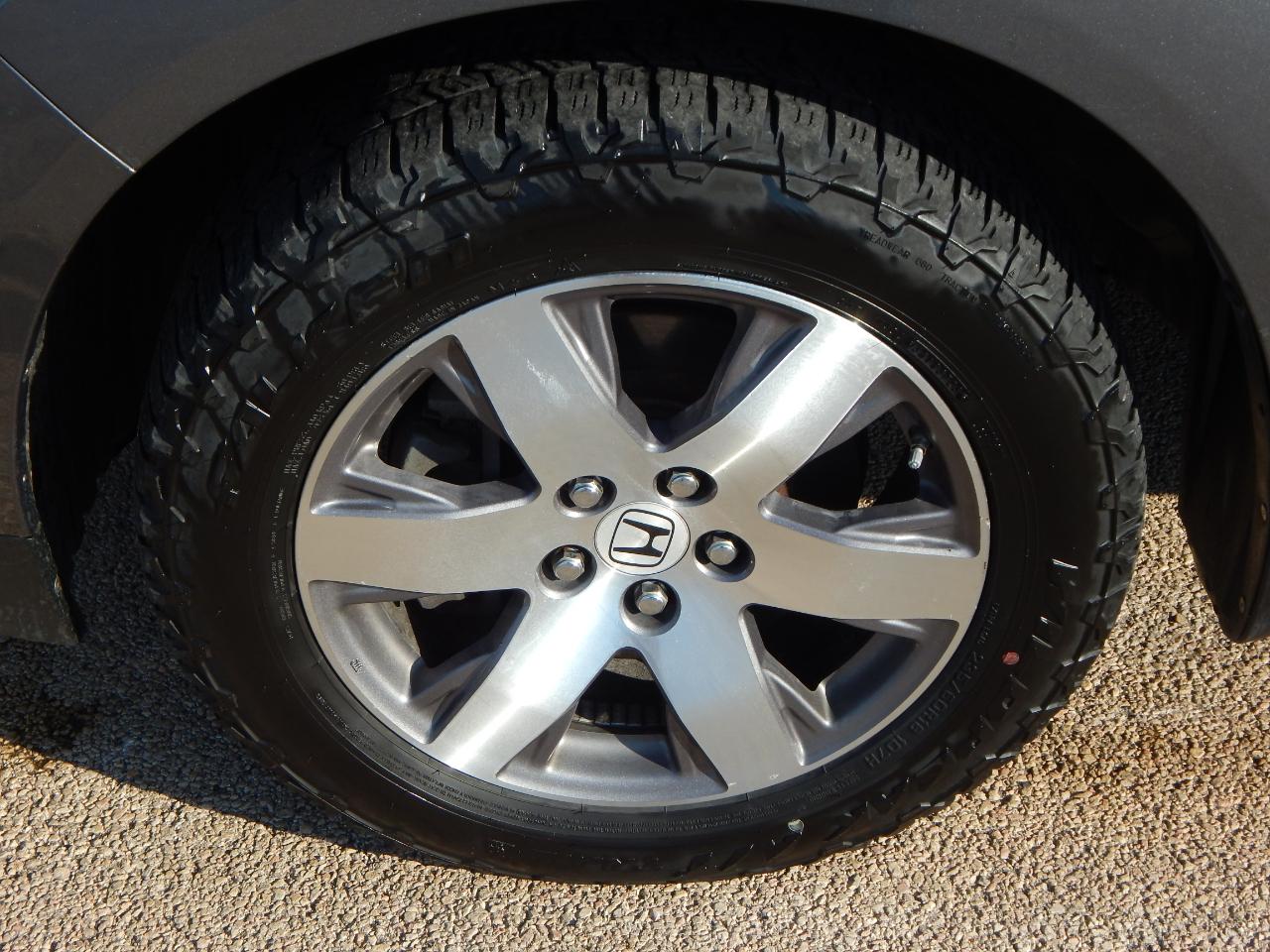 Honda Pilot 2WD 4dr Touring w/RES & Navi 2013