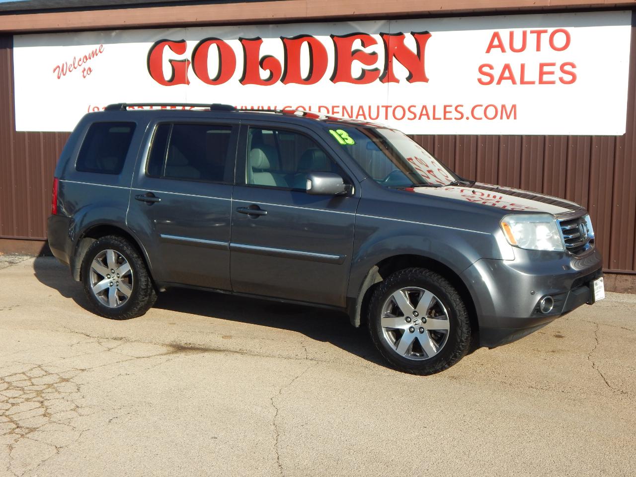 Honda Pilot 2WD 4dr Touring w/RES & Navi 2013