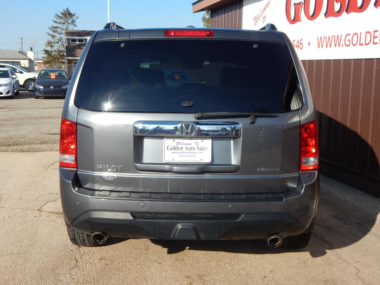 Honda Pilot 2WD 4dr Touring w/RES & Navi 2013
