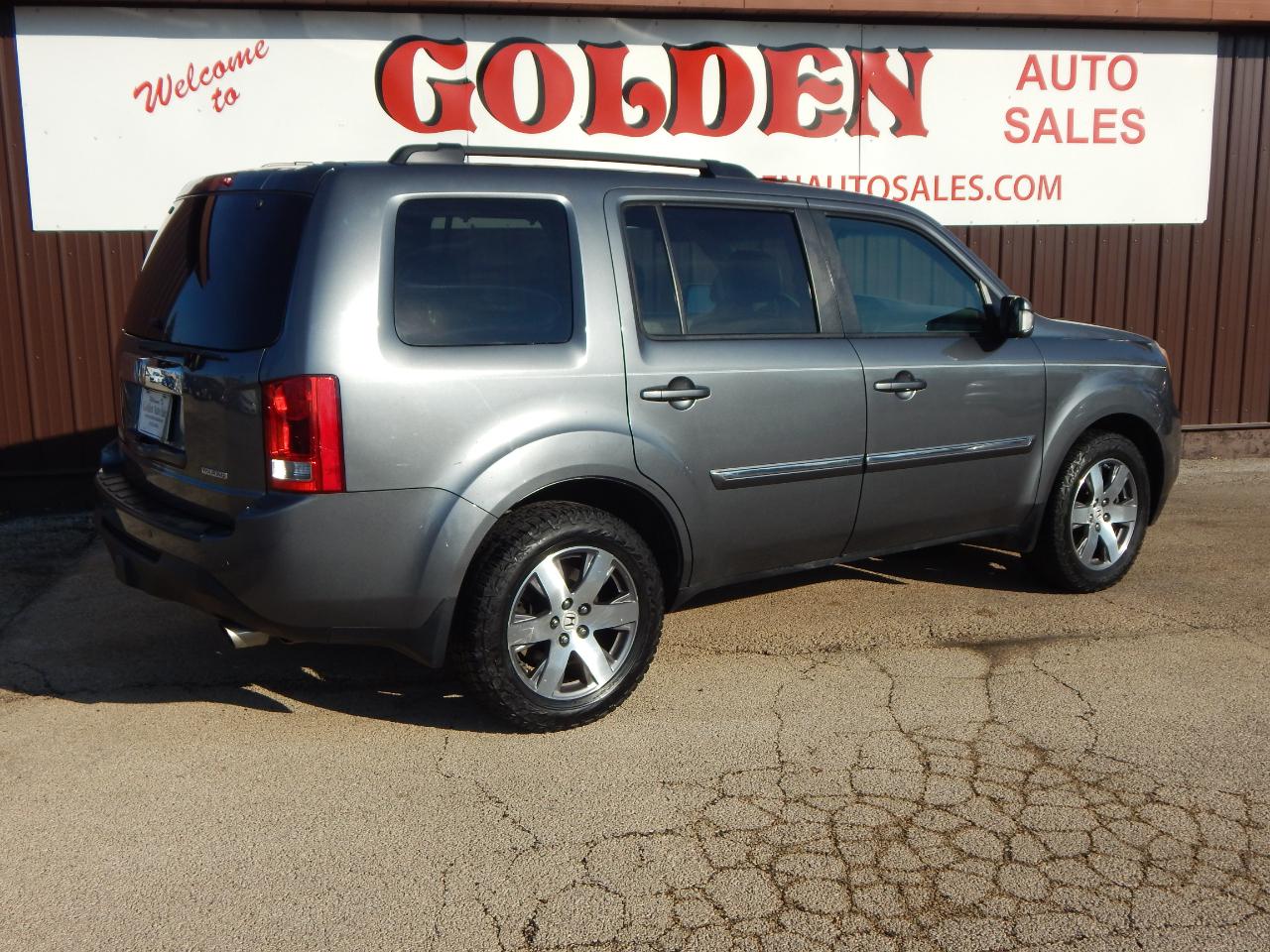 Honda Pilot 2WD 4dr Touring w/RES & Navi 2013