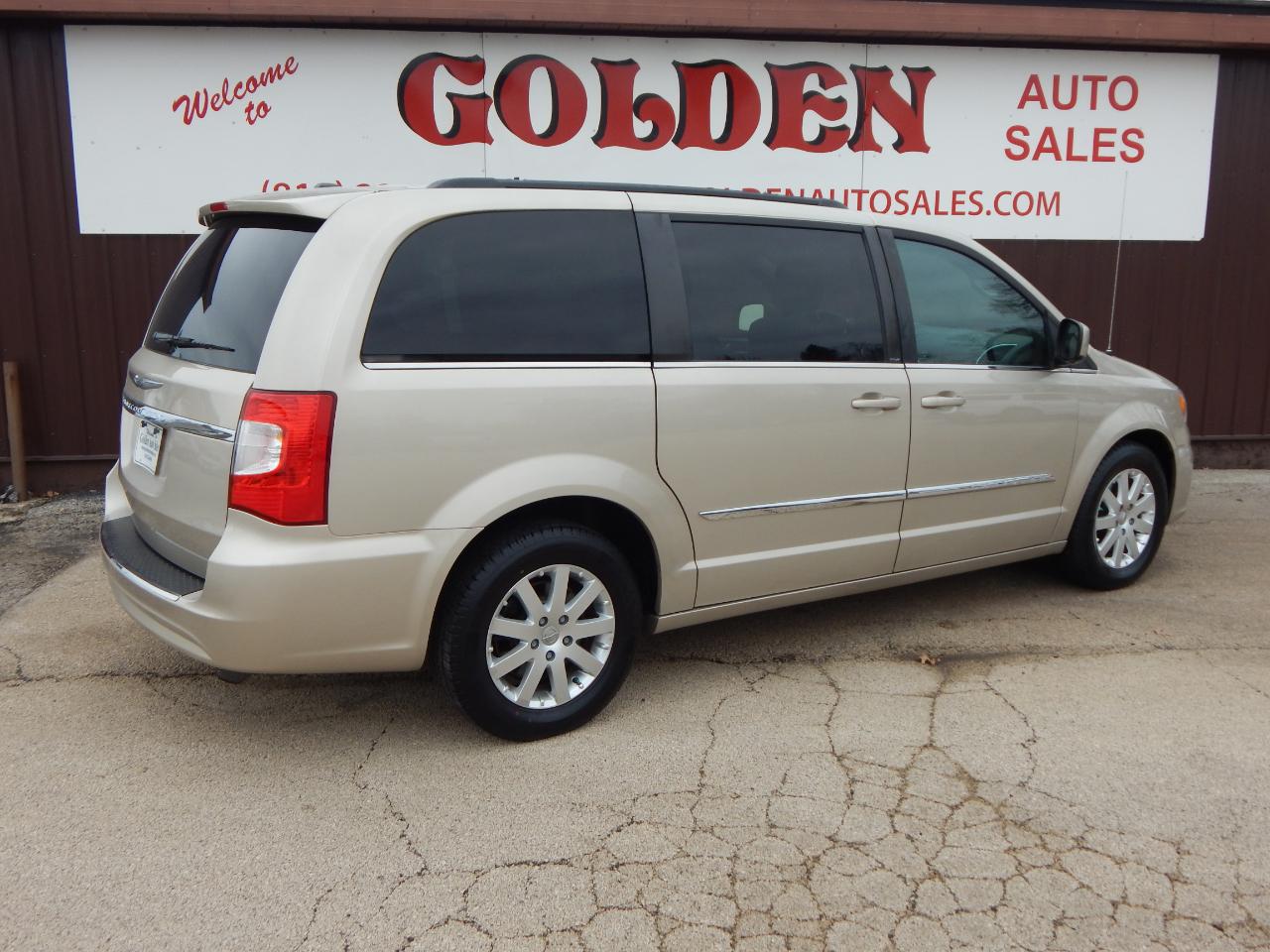 Chrysler Town & Country 4dr Wgn Touring 2013