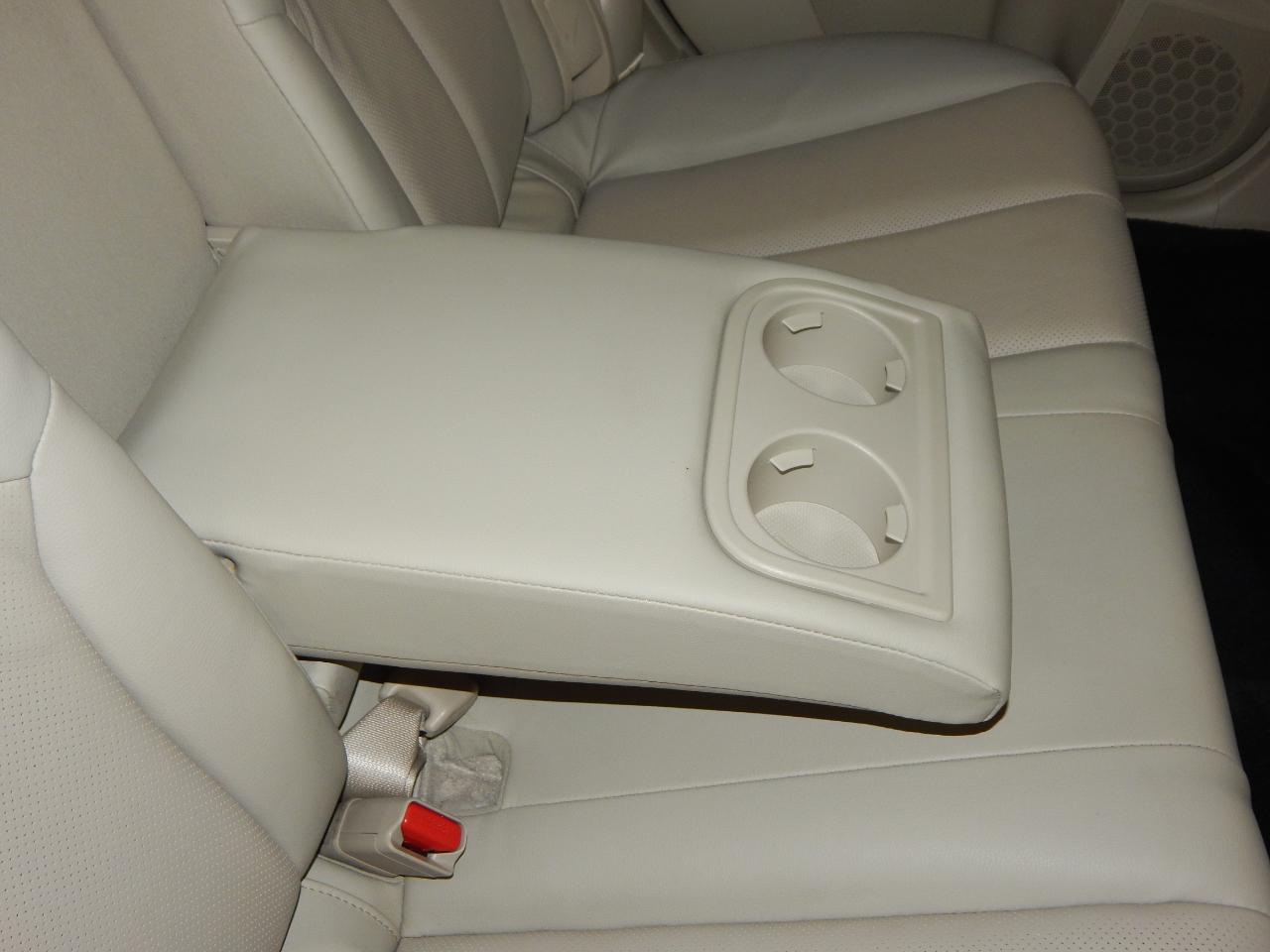 Subaru Outback 4dr Wgn H6 Auto 3.6R Limited Pwr Moon 2011