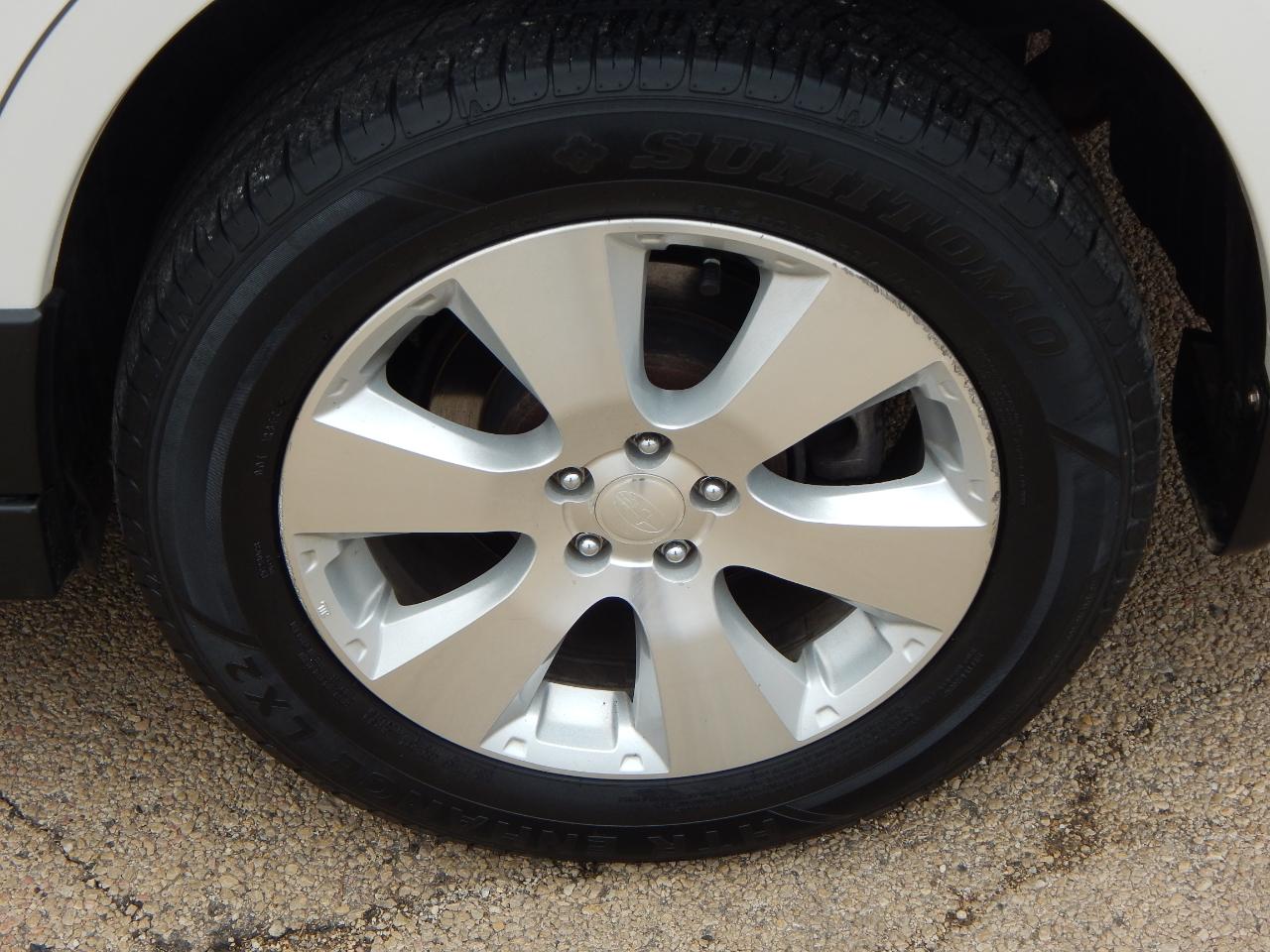 Subaru Outback 4dr Wgn H6 Auto 3.6R Limited Pwr Moon 2011