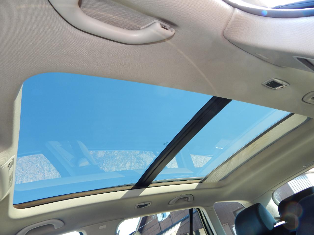 Volkswagen Jetta SportWagen 4dr DSG TDI 2011