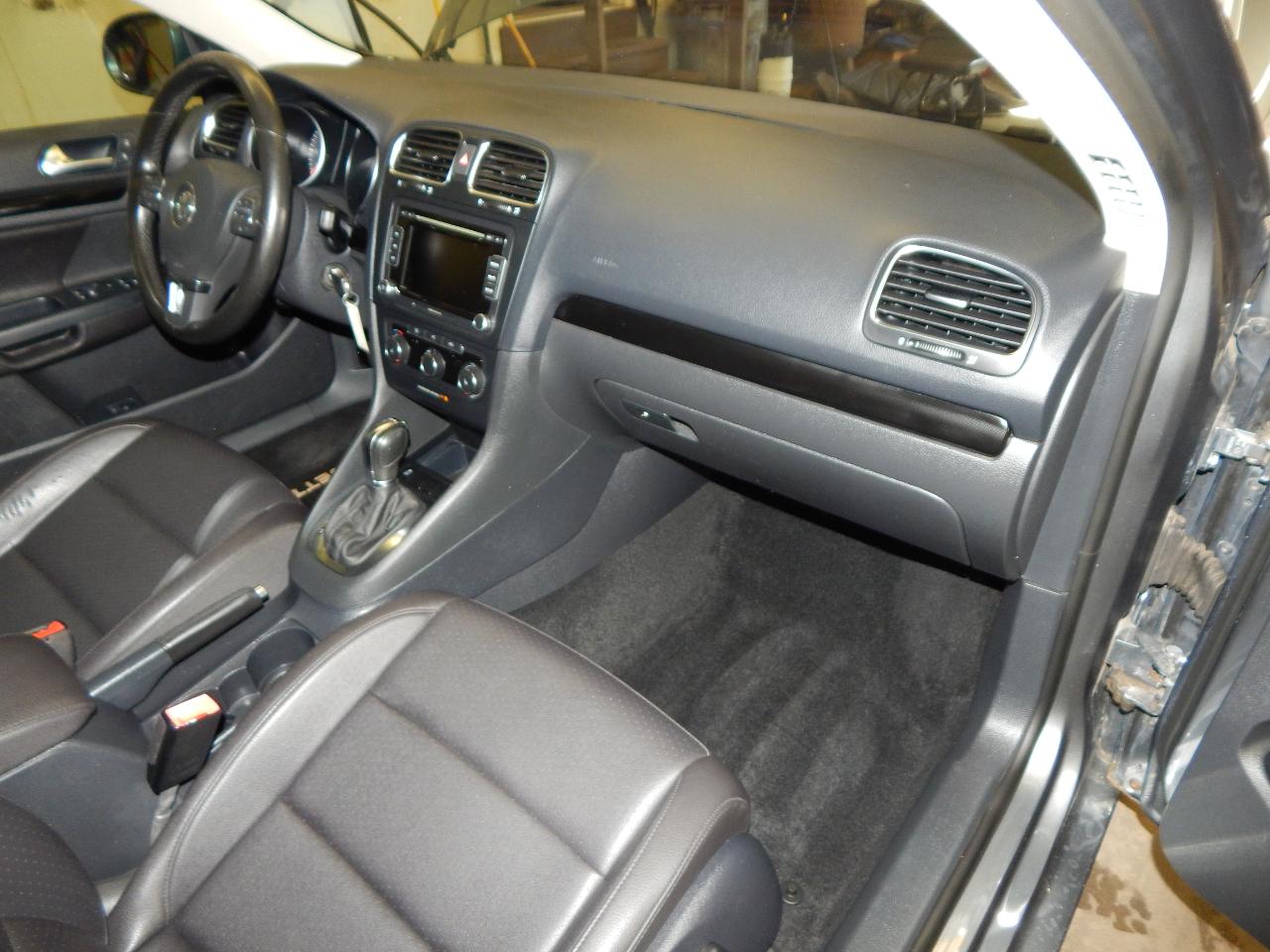 Volkswagen Jetta SportWagen 4dr DSG TDI 2011