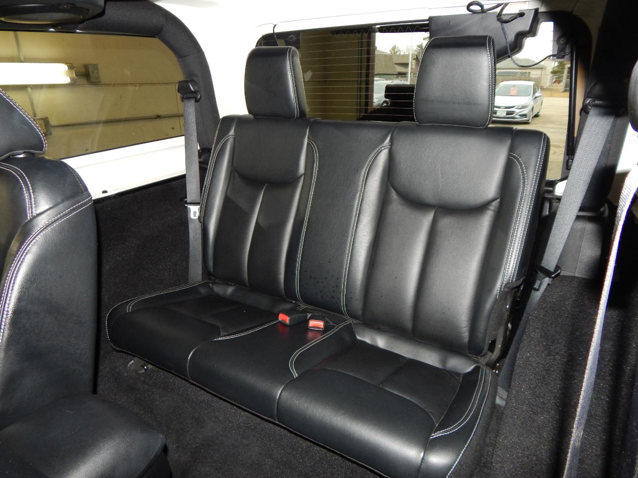 Jeep Wrangler 4WD 2dr Sahara 2013