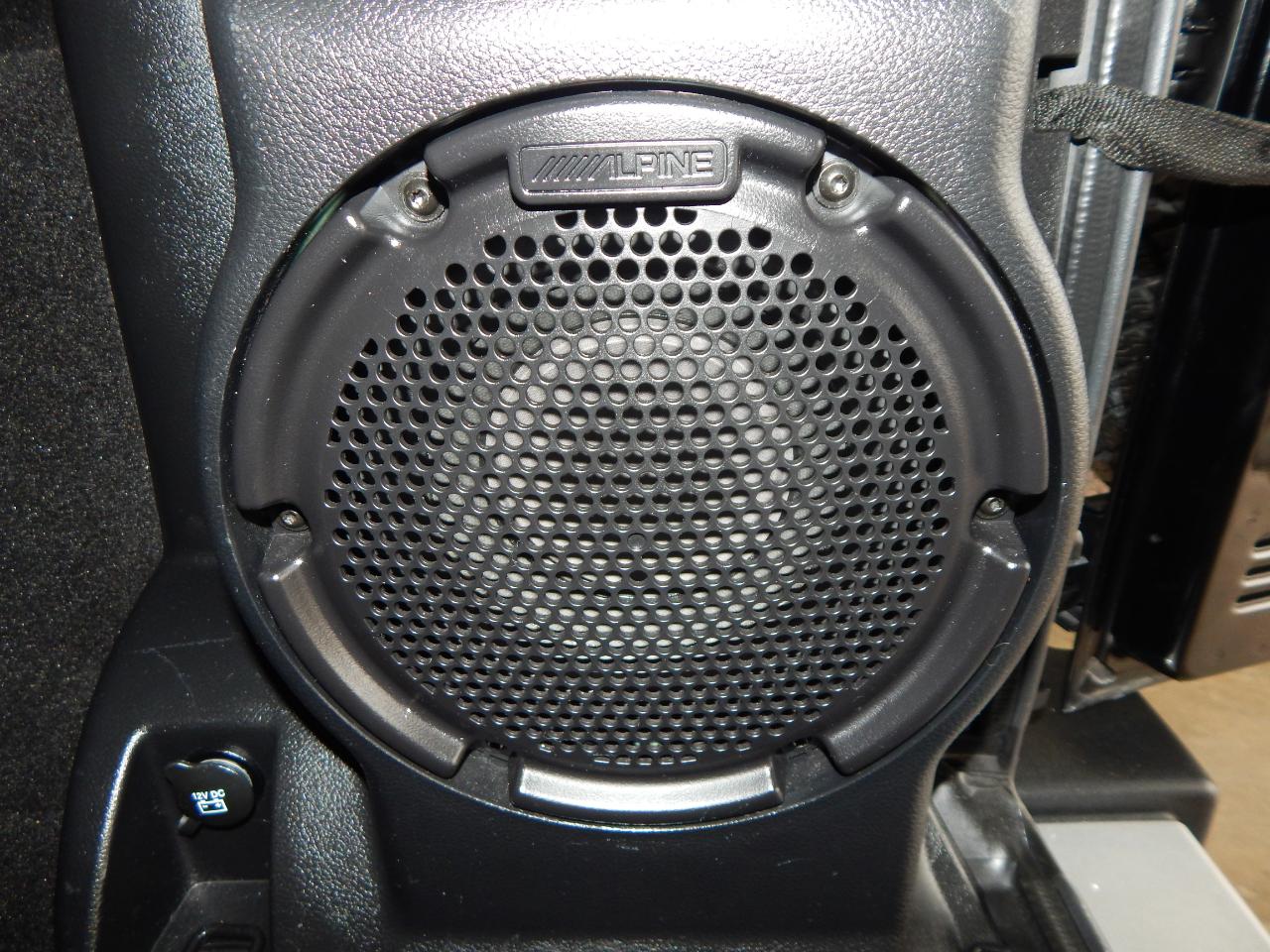 Jeep Wrangler 4WD 2dr Sahara 2013