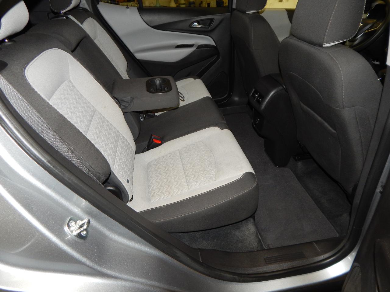 Chevrolet Equinox FWD 4dr LS w/1LS 2024