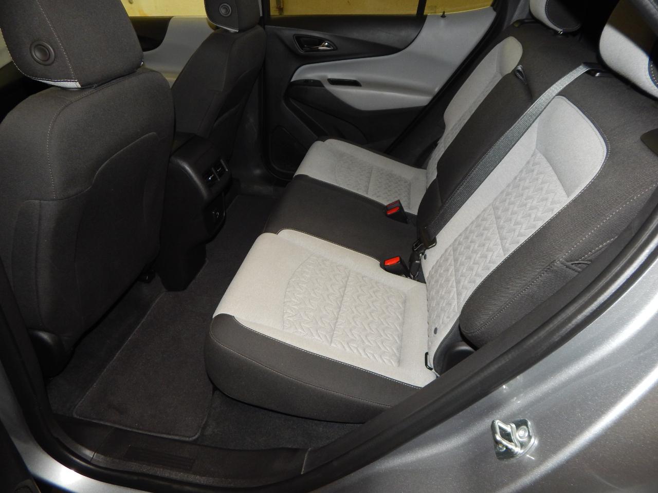 Chevrolet Equinox FWD 4dr LS w/1LS 2024