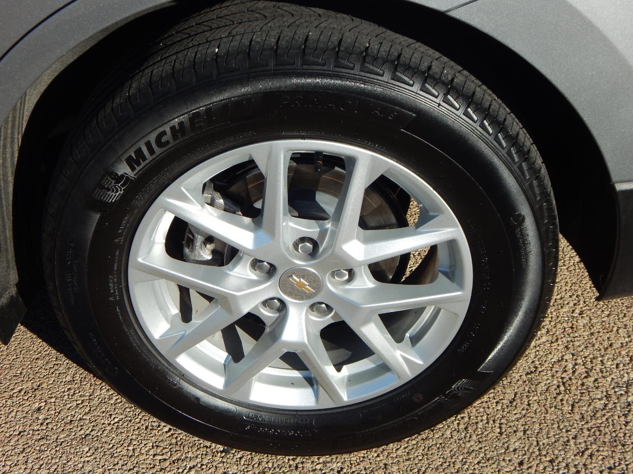 Chevrolet Equinox FWD 4dr LS w/1LS 2024