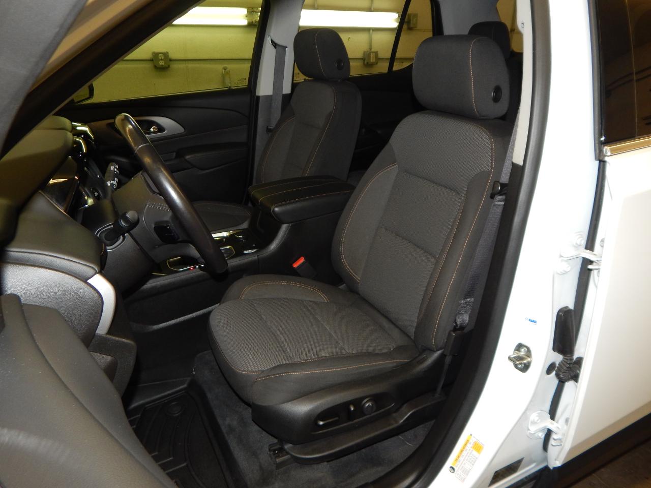 Chevrolet Traverse AWD 4dr LT Cloth w/1LT 2019